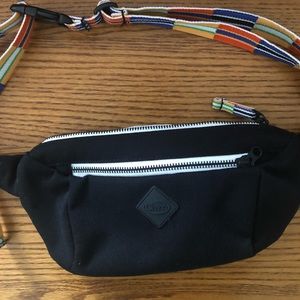 Chaco fanny pack NWOT